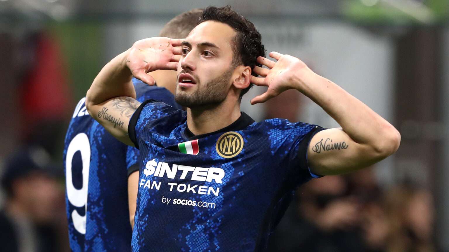 Inter Calhanoglu rinnovo