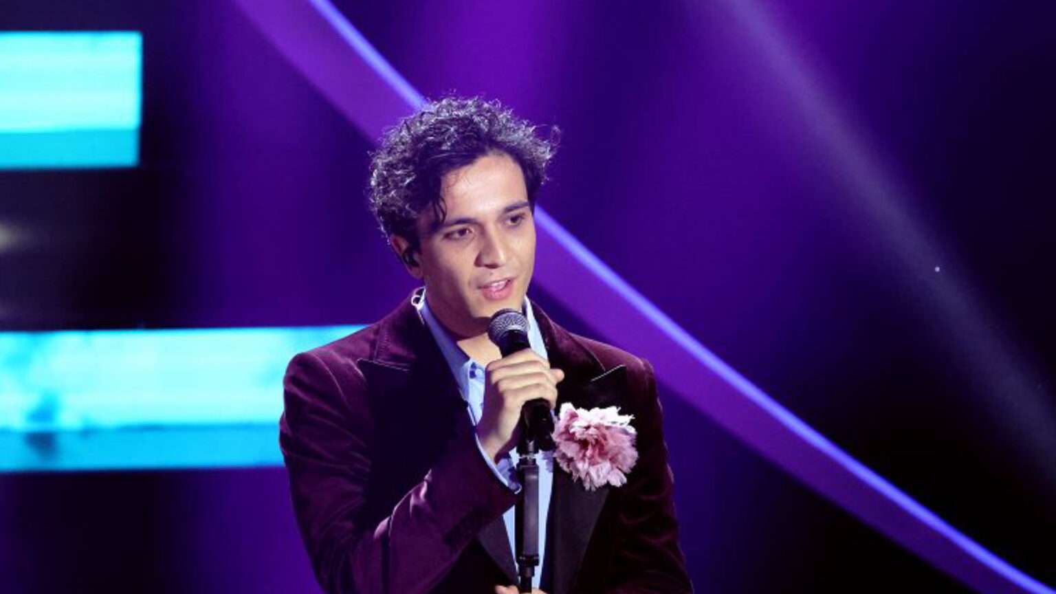 Sanremo 2023, il Festival si colora di nerazzurro: Da Amadeus a Tananai. Tutti i nomi Sanremo Festival nerazzurro Amadeus Tatanai