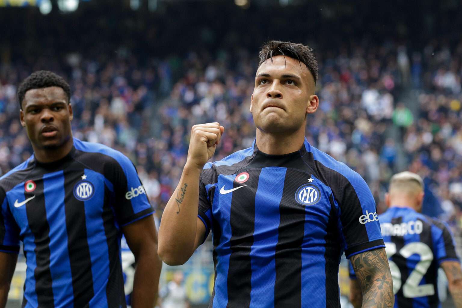 Inter Zhang Sponsor Finale Istanbul