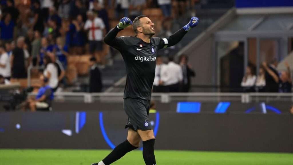 Handanovic Tifosi Inter compleanno