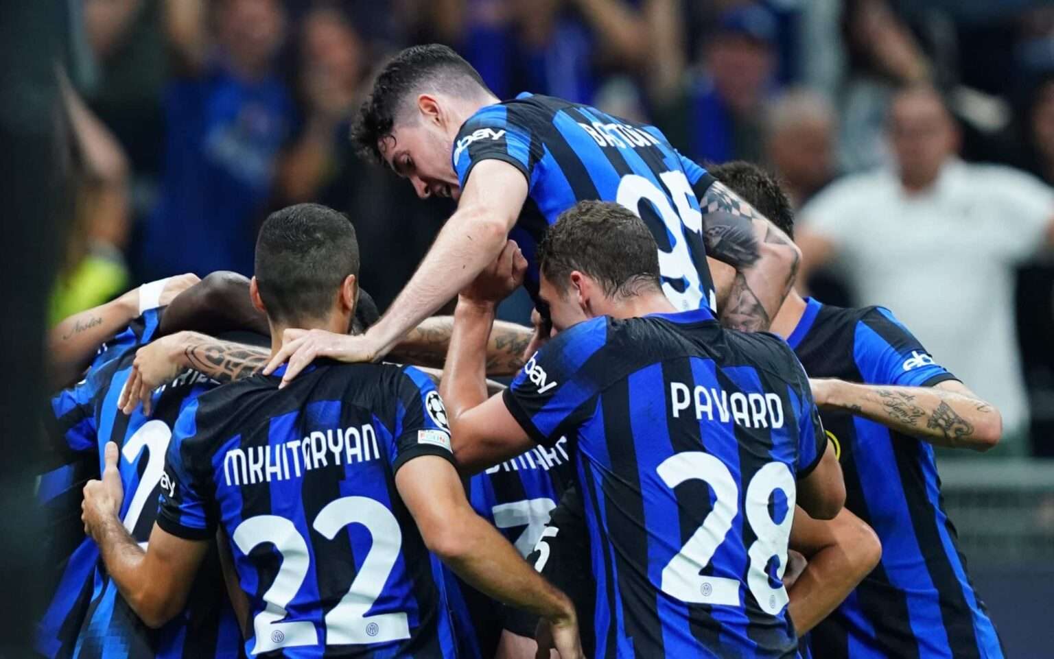 SOCIAL – Inter, Benjamin Pavard festeggia i tre punti con il Salisburgo. Il post bilancio inter nike champions nuovo stadio cifre