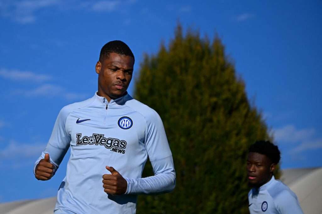 Calciomercato Inter Dumfries