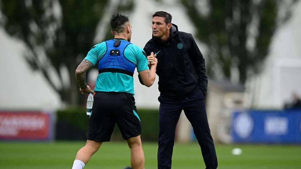 Inter Javier Zanetti Lautaro Martinez