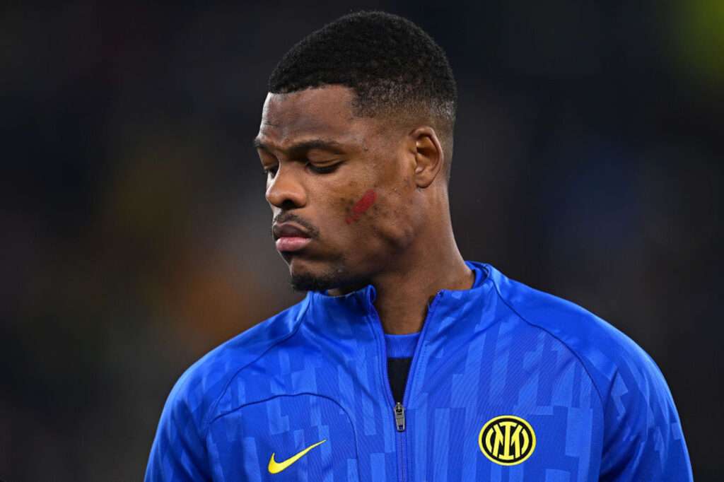 Genoa Inter Denzel Dumfries