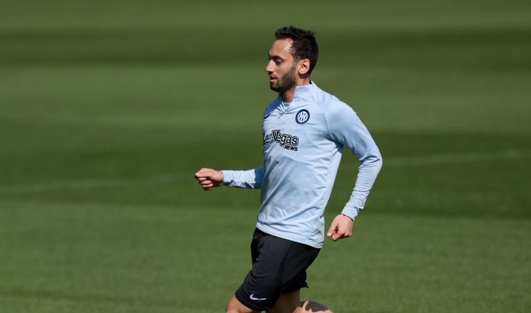 Milan-Inter, Hakan Calhanoglu è il peggiore in campo.Tutti i voti Inter Hakan Calhanoglu