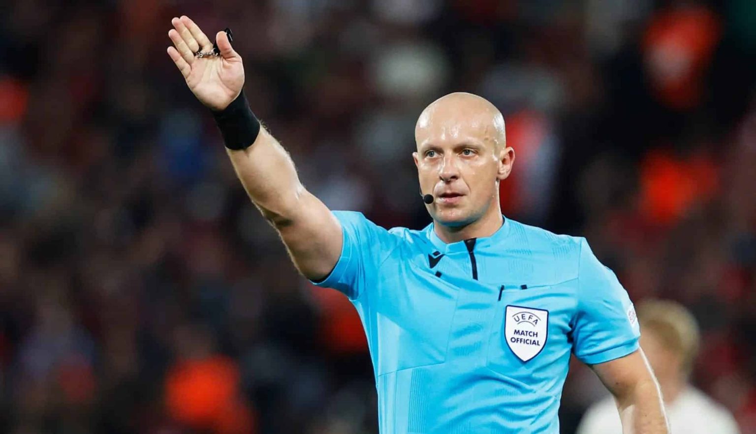 Inter Barcellona arbitro