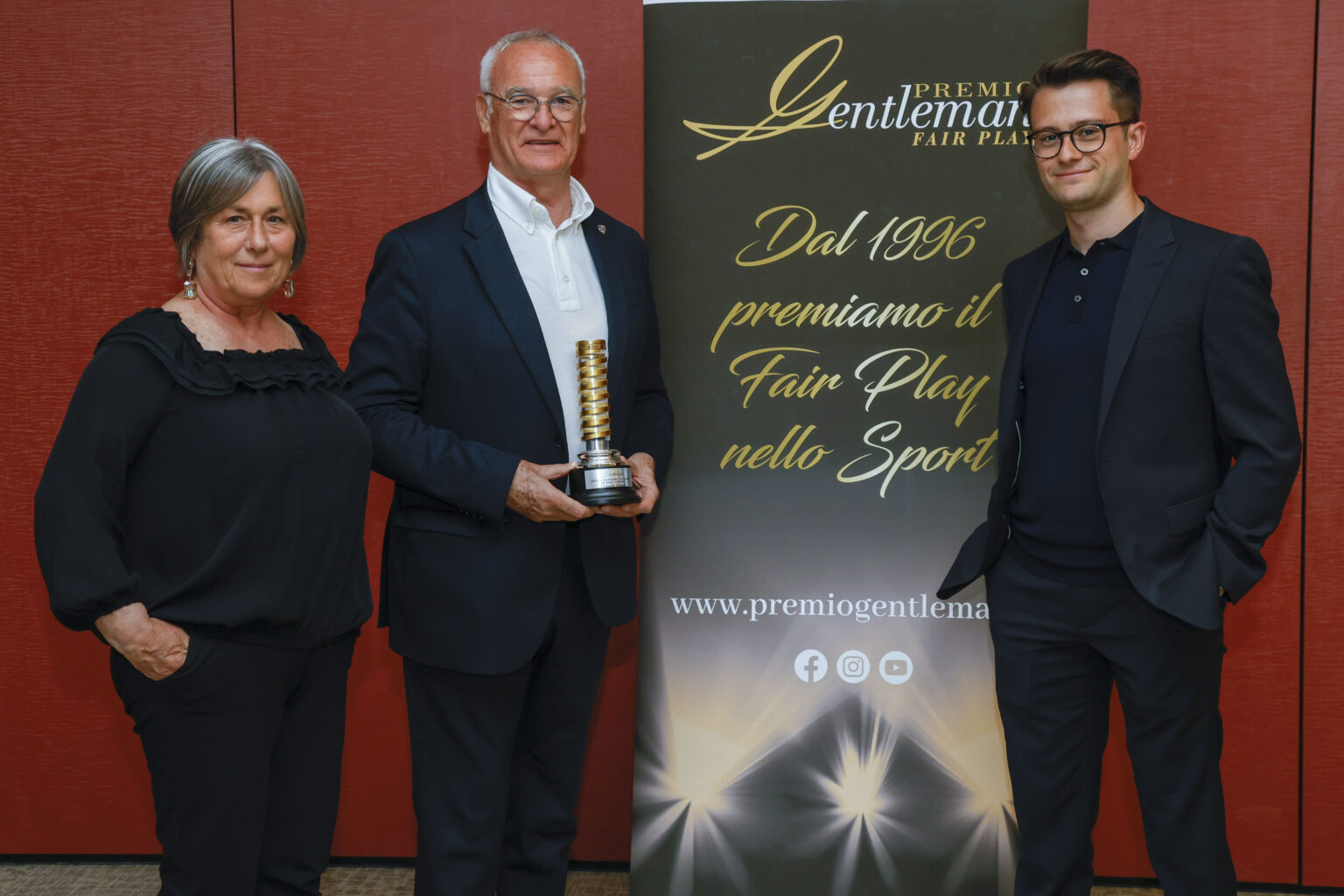 Ex Inter, Claudio Ranieri è l’Allenatore Gentleman nel ricordo di Gigi Simoni INTER RANIERI GENTLEMAN SIMONI