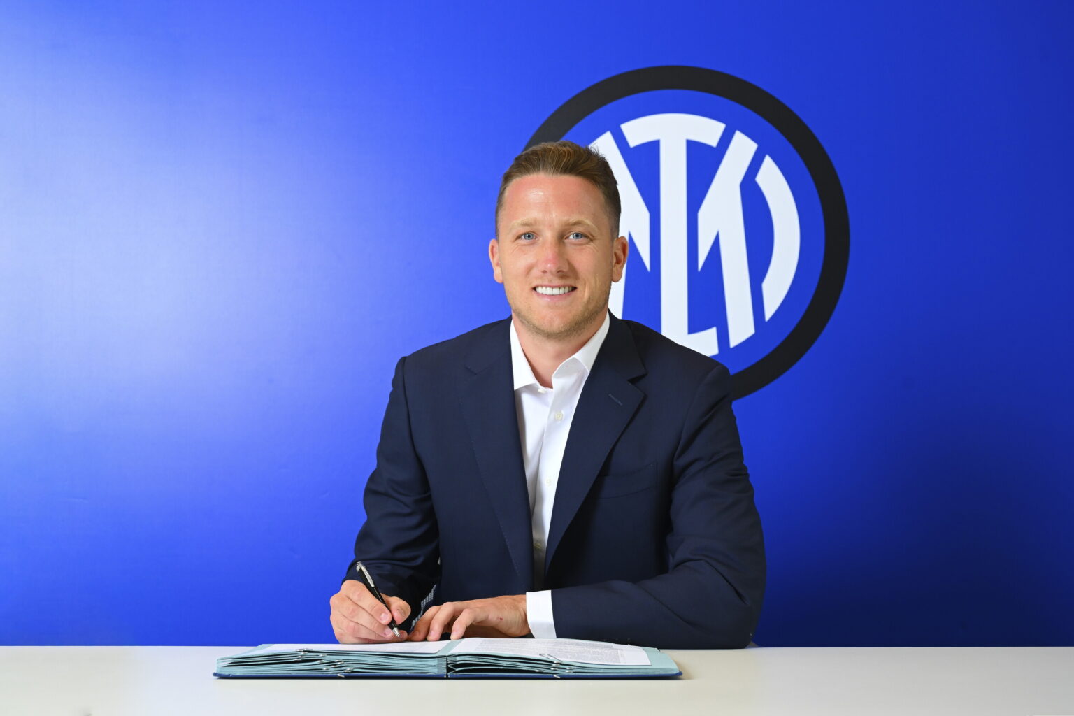 SOCIAL – Inter, primo giorno in nerazzurro di Piotr Zielinski. Il post inizia l'avventura all'inter di piotr zielinski