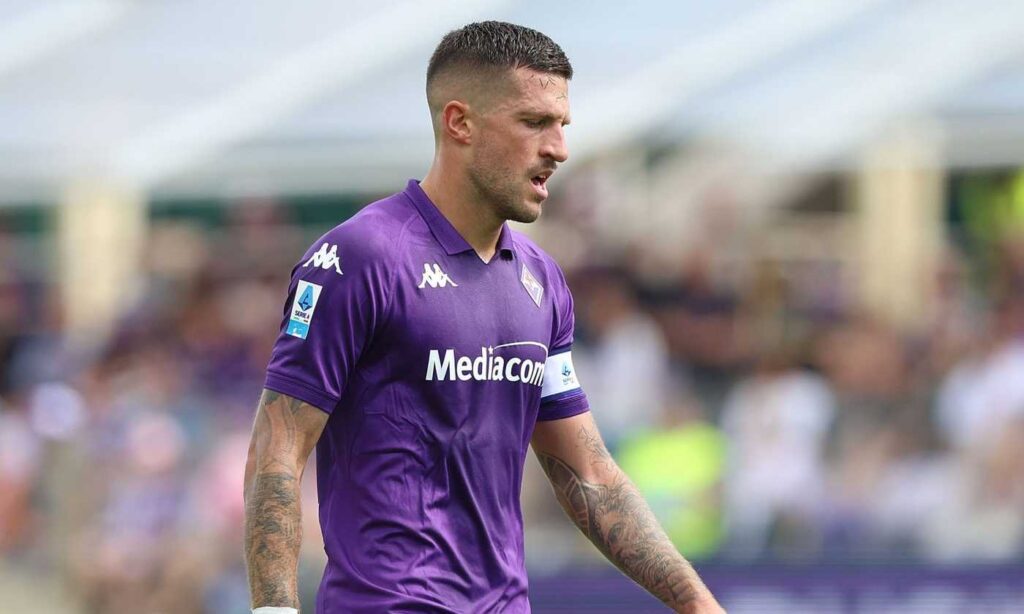 Calciomercato Inter, non solo Zalewski: piace anche un esterno della Fiorentina. Ecco chi