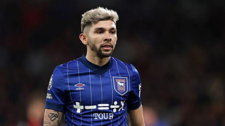 Calciomercato Inter, Ausilio pensa a Julio Cesar Enciso per la trequarti calciomercato inter julio cesar enciso