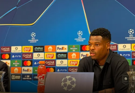 Inter, Dumfries: “Pallone d’oro? Un onore finire sopra Haaland” Inter, Denzel Dumfries in conferenza stampa pre-Ajax