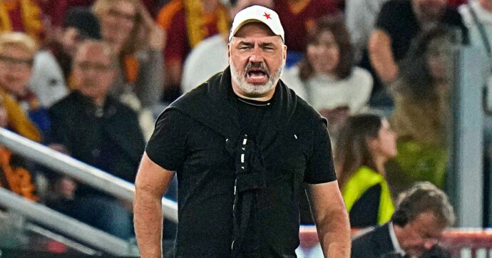 allenatore slavia praga