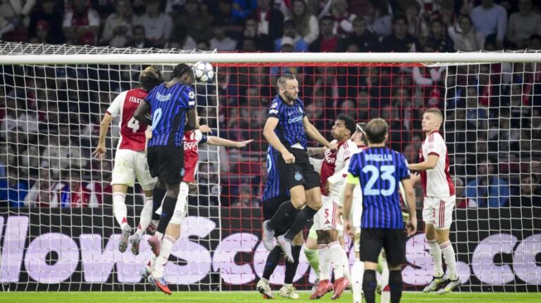inter thuram ajax doppietta di testa