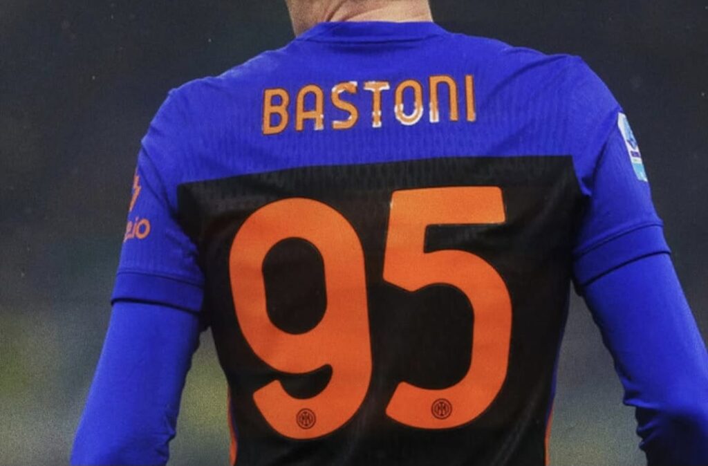Calciomercato, l’Inter fissa il prezzo di Alessandro Bastoni