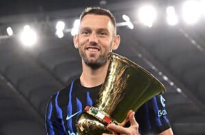 Calciomercato Inter, Stefan de Vrij tra estero e rinnovo